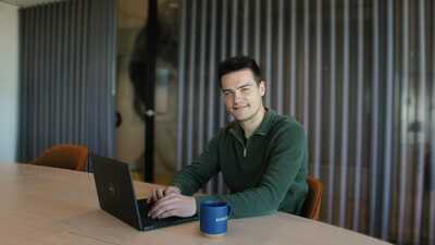 Van werkstudent naar trainee: Max over zijn start in de verzekeringswereld