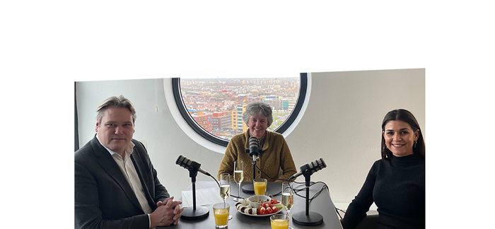 In deze aflevering van Schouten met Stouten zijn Jan Dirk Stouten en Leyla in gesprek met Marleen van de Leerstek 