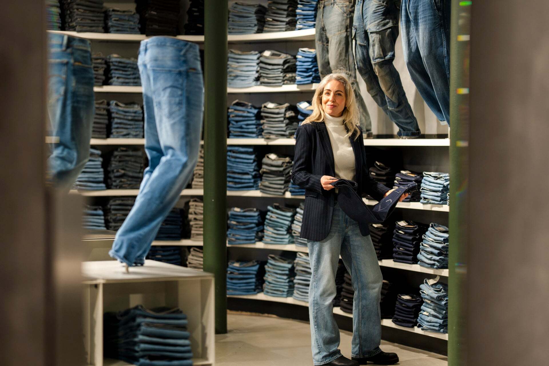 Retail-07476