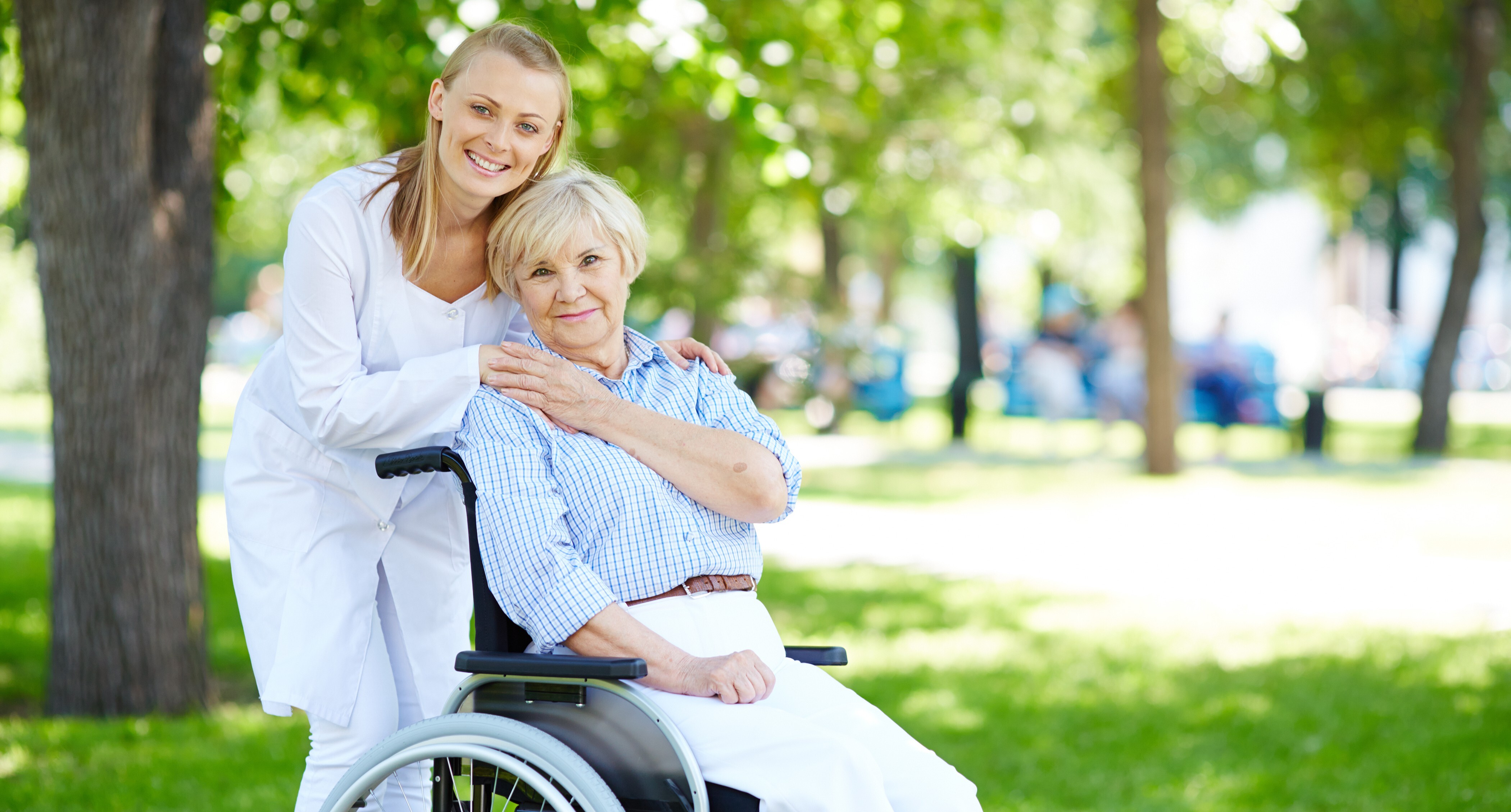 senior-woman-with-her-caregiver-outdoor-3